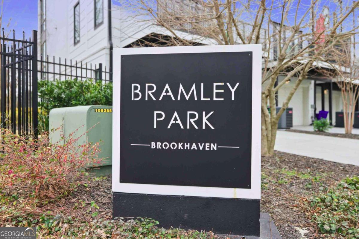 2520 Appleden PL NE 5