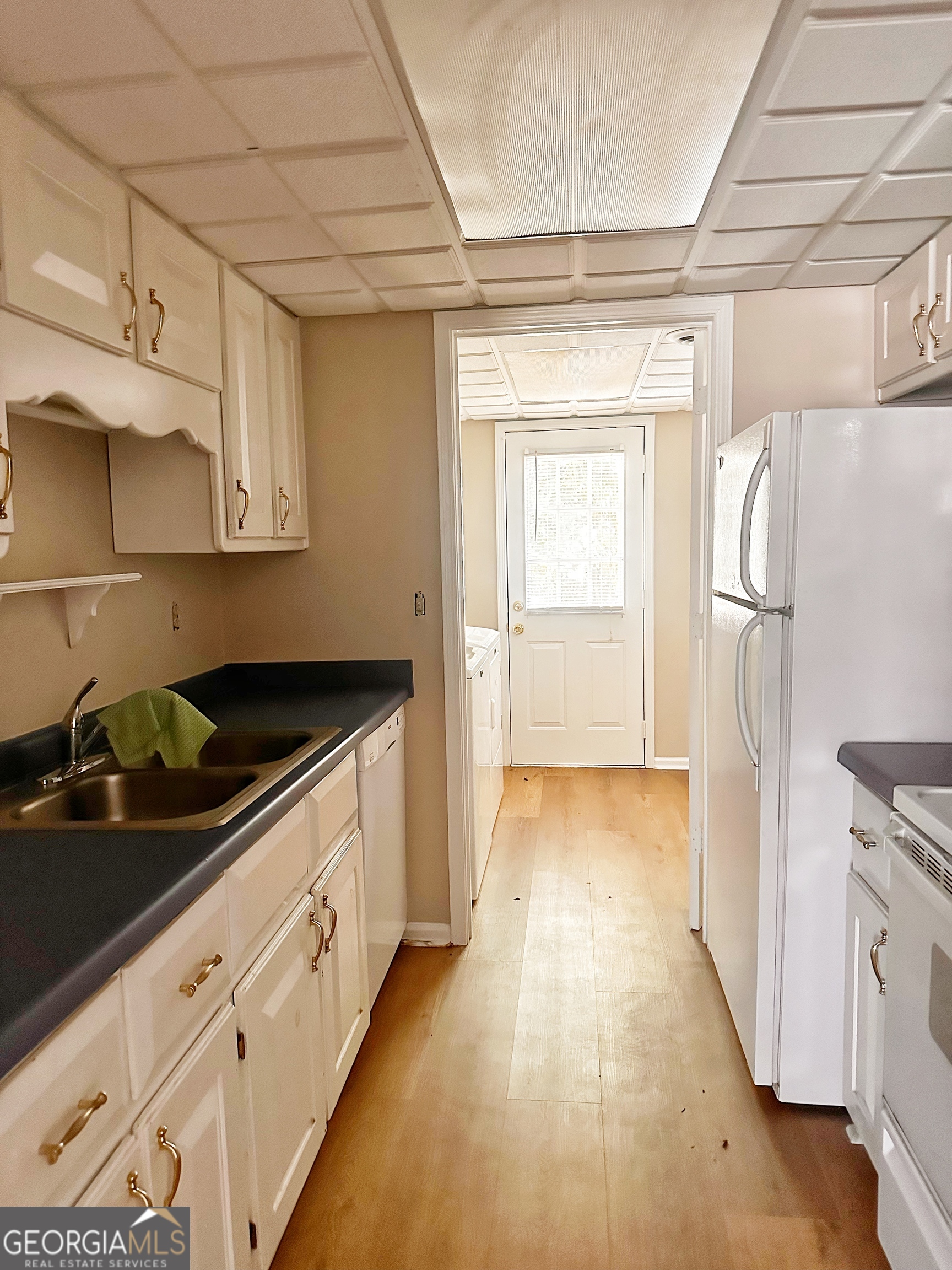 532 Huntington RD 7