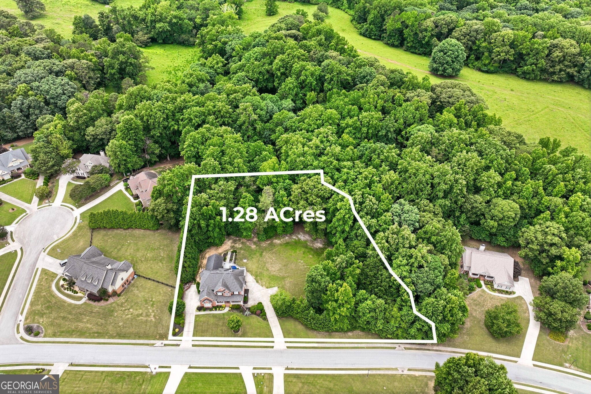 411 Hunting Hills DR
