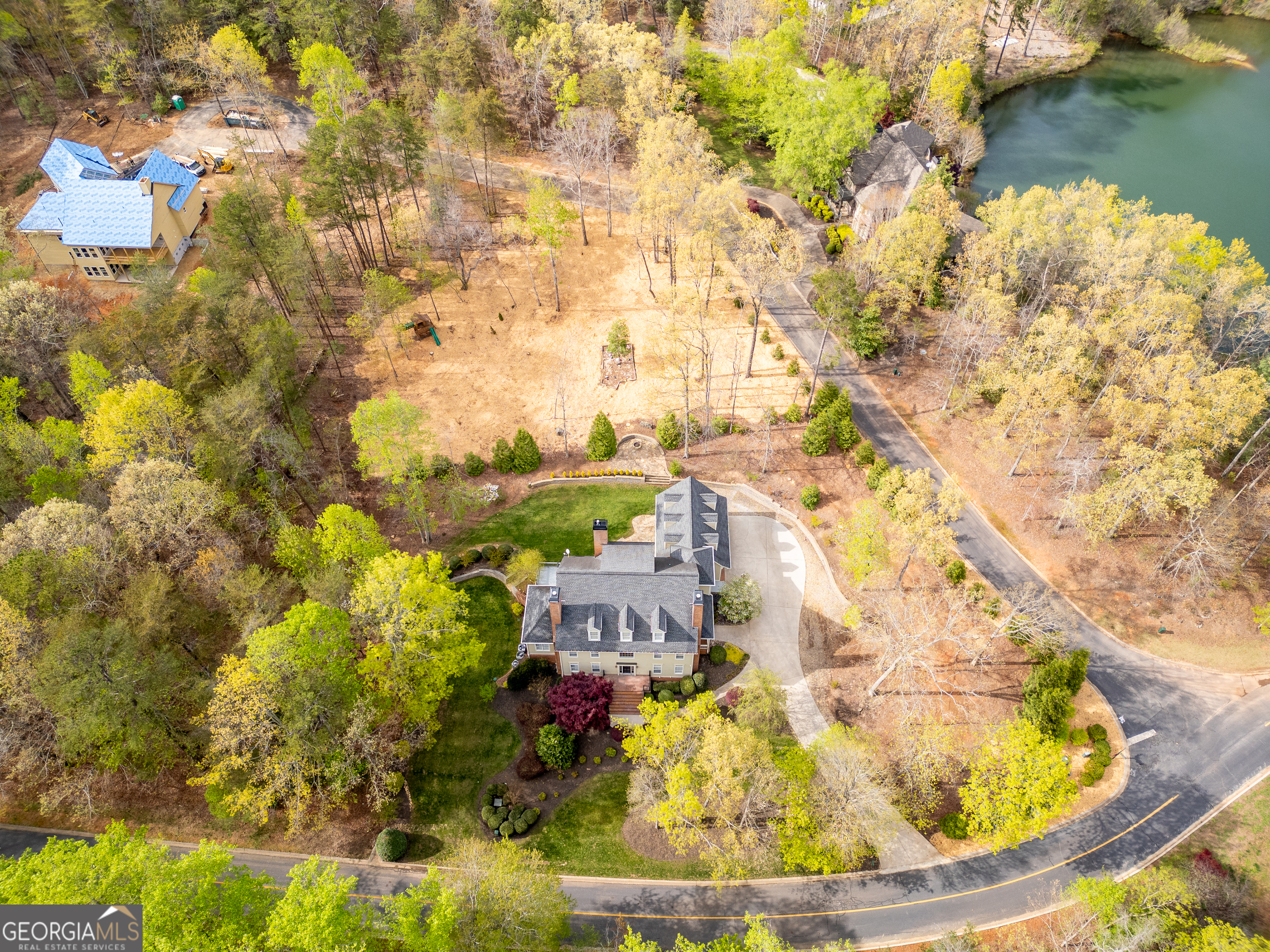 Clarkesville, Georgia 30523, United States, 5 Bedrooms Bedrooms, ,5 BathroomsBathrooms,Residential,Active,109160