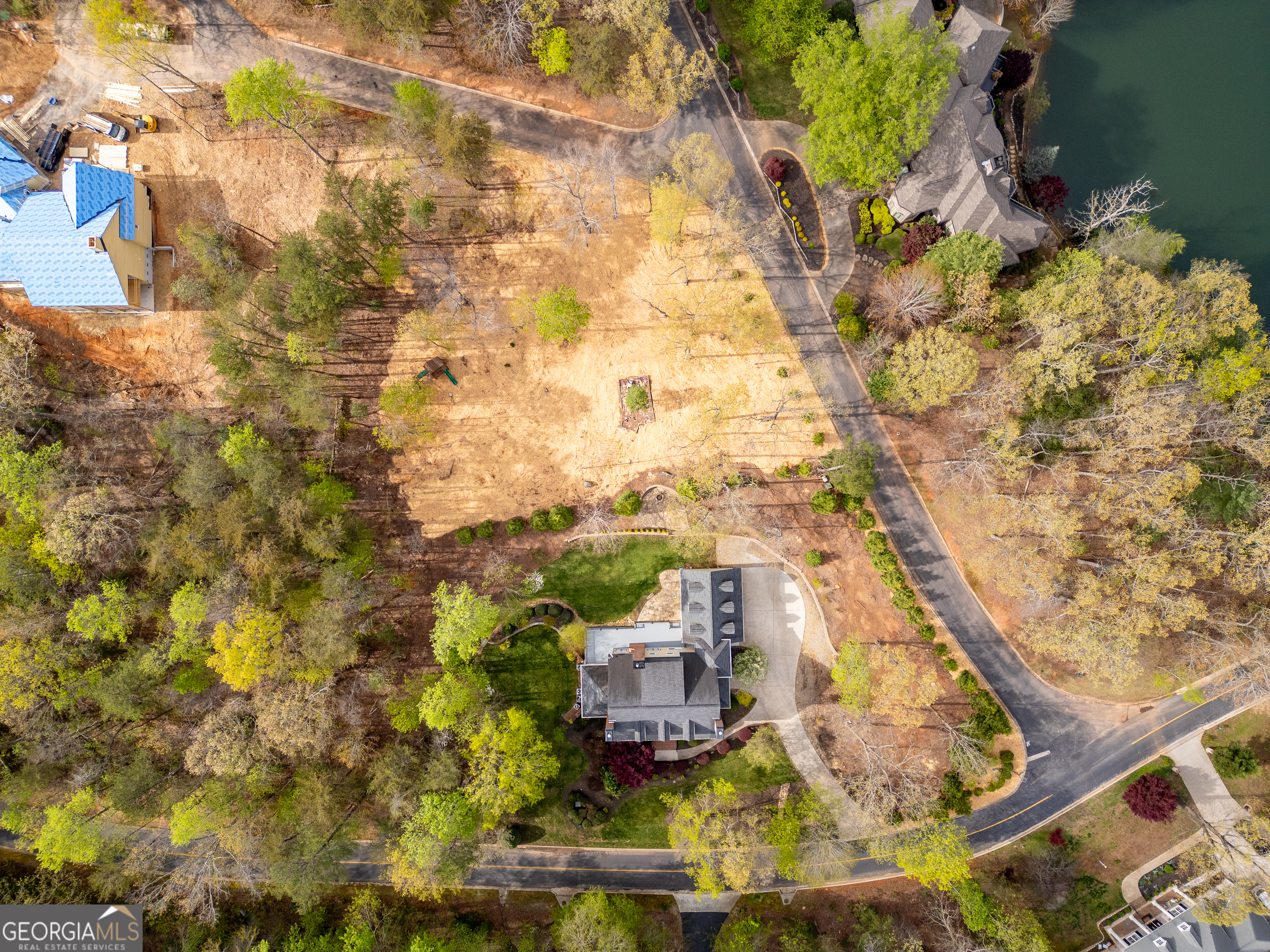 Clarkesville, Georgia 30523, United States, 5 Bedrooms Bedrooms, ,5 BathroomsBathrooms,Residential,Active,109160