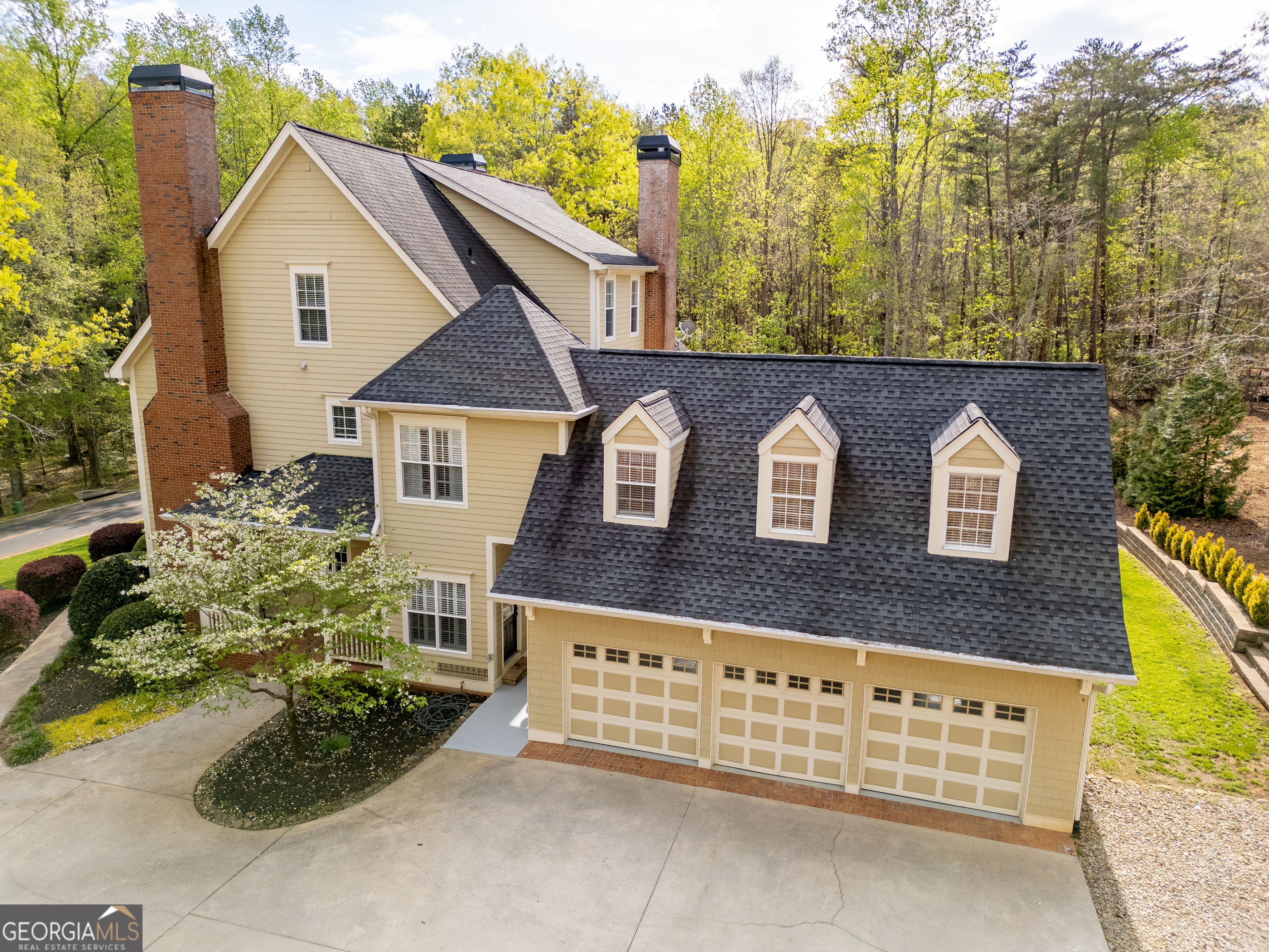 2925 Orchard DR