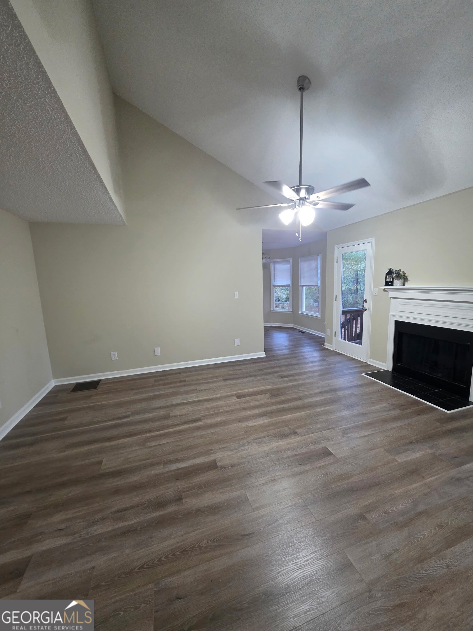 126 Hidden Timber LN