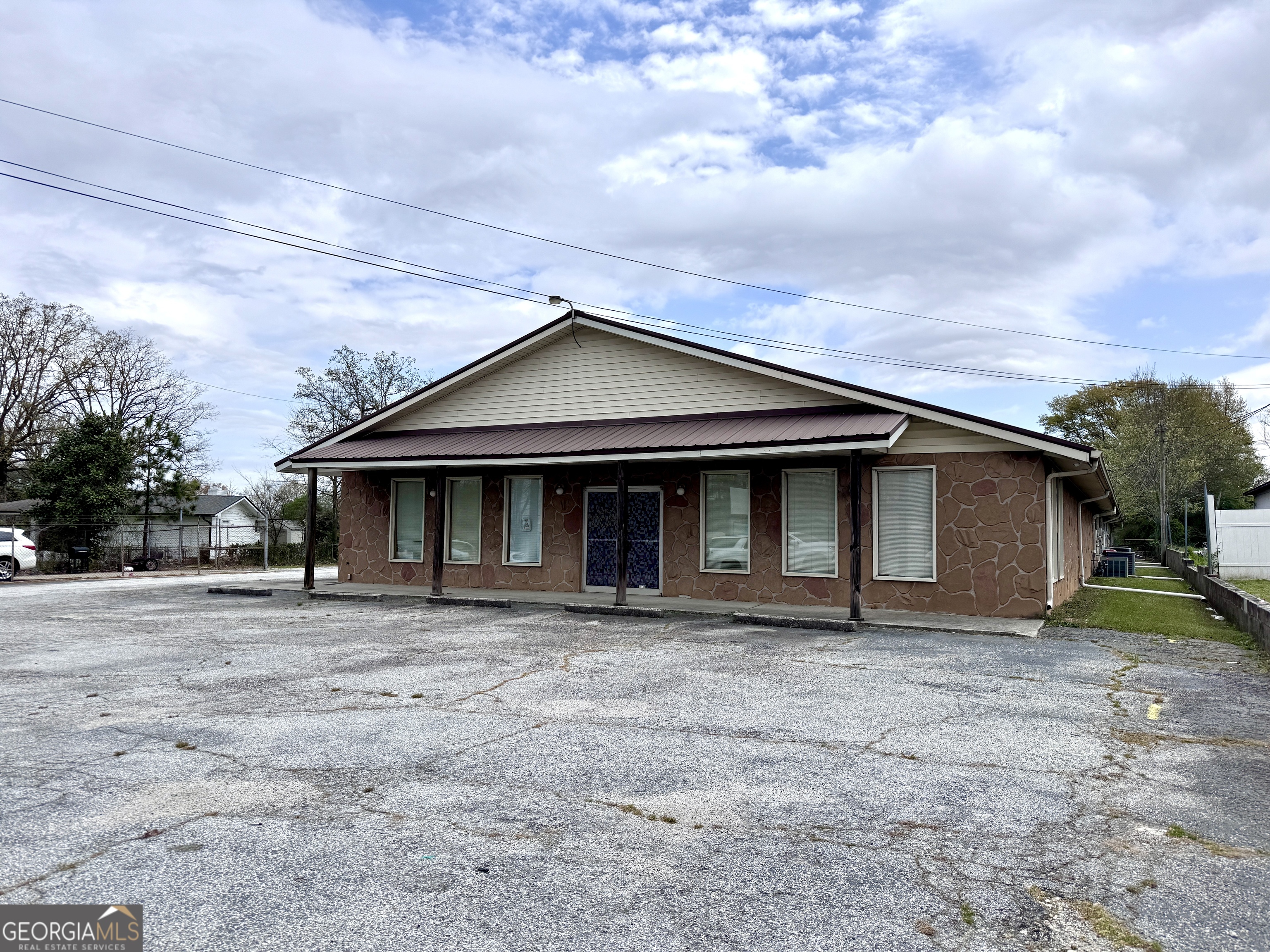 11431 Veterans Memorial HWY
