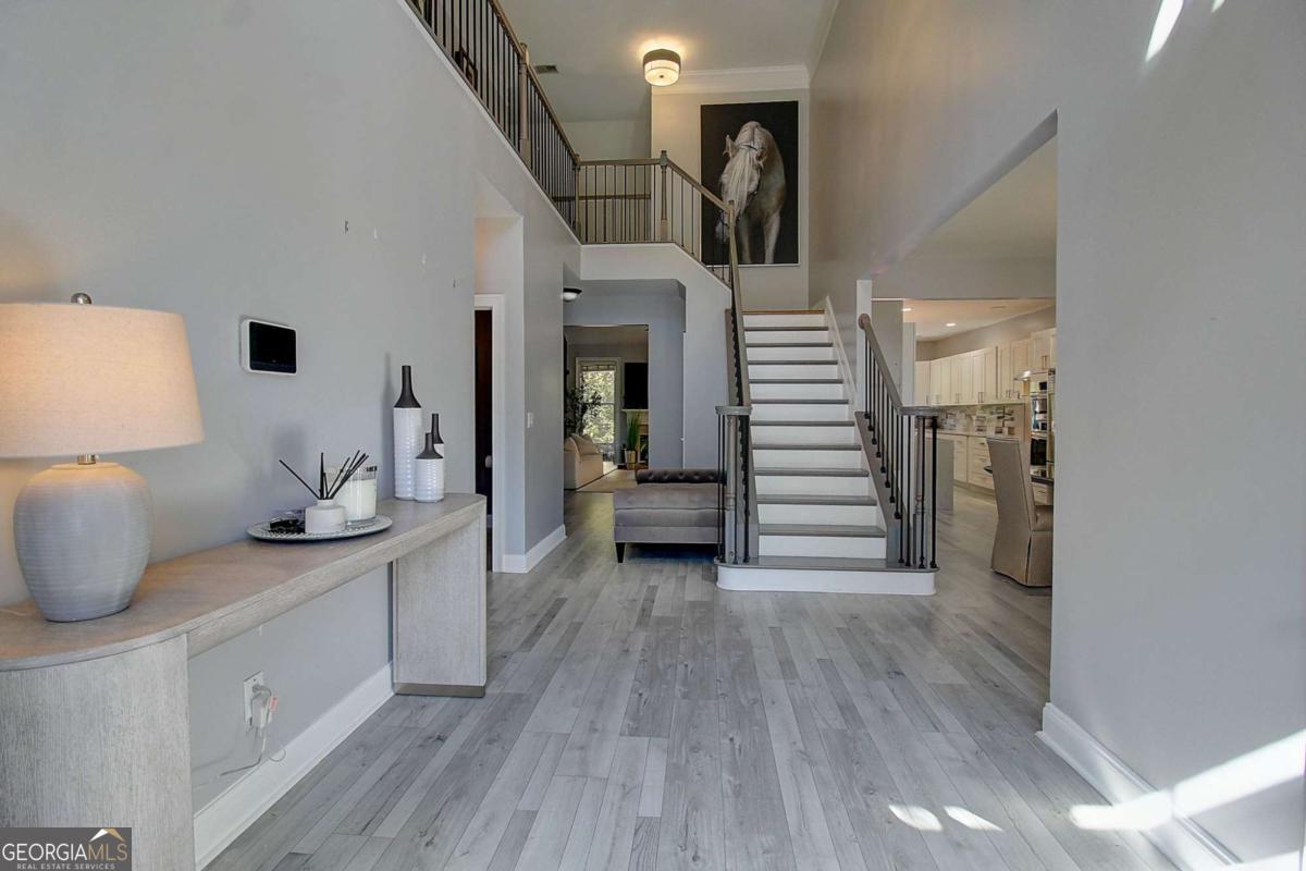 3064 Montclair CIR SE