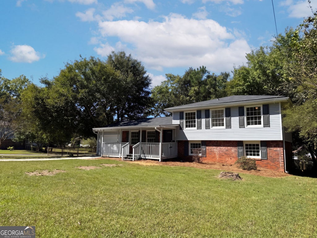 Photo of 5807 Cobbrook Drive, Ellenwood, GA 30294 (MLS # 10867357)
