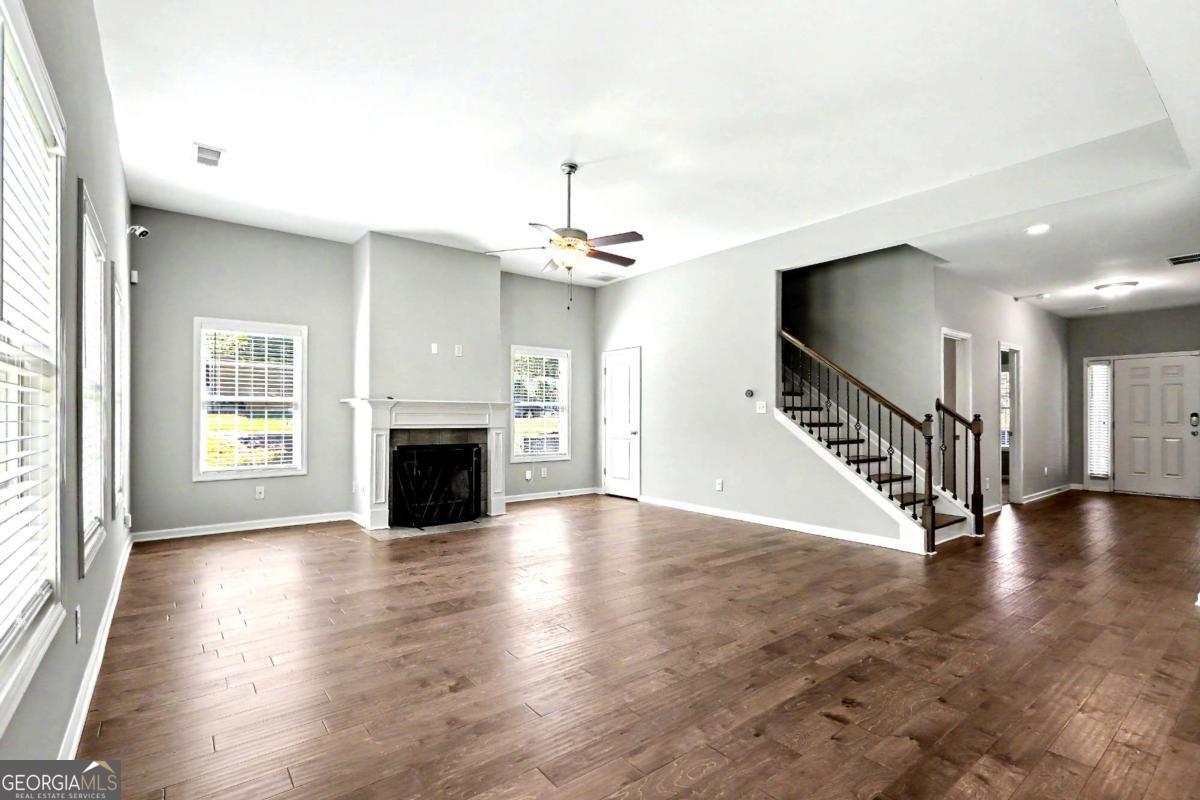 12 alabama AVE