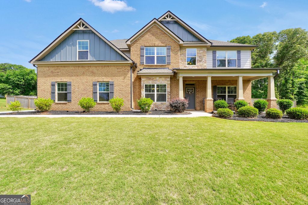 Photo of 411 Homestead Circle, Forsyth, GA 31029 (MLS # 10767913)