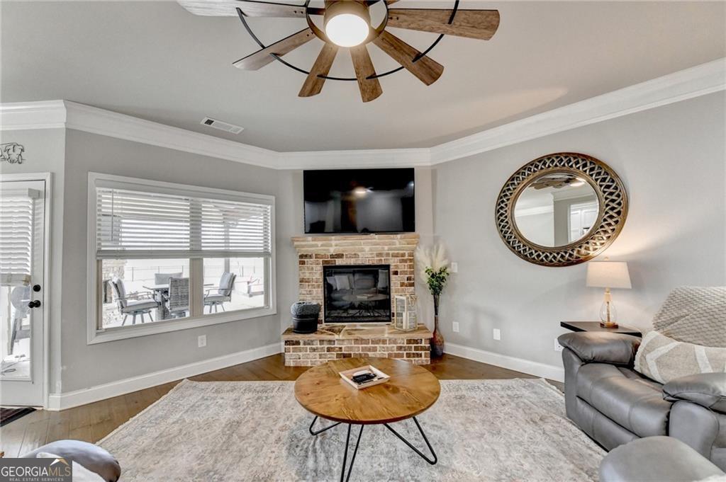 47 Emmaline LN
