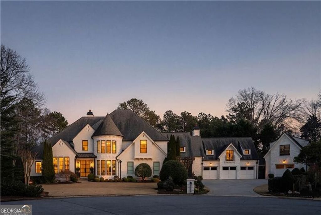 Photo of 4488 Doral Circle SE, Marietta, GA 30067 (MLS # 10684155)