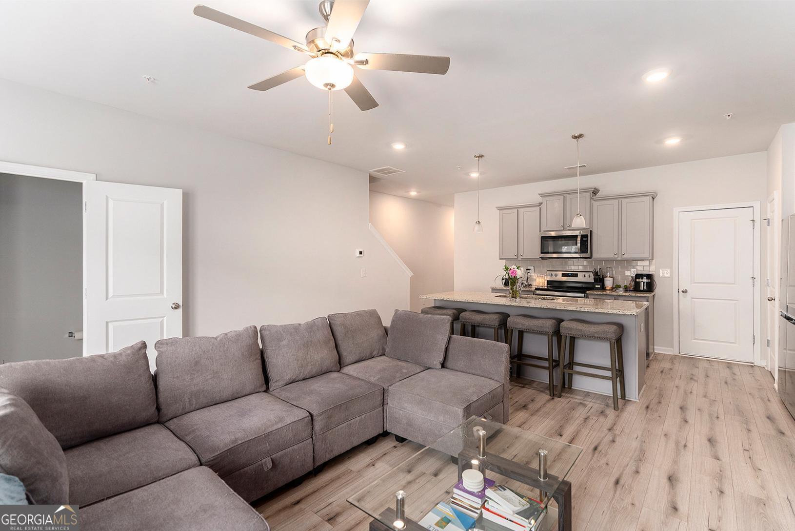 11730 Chatham DR