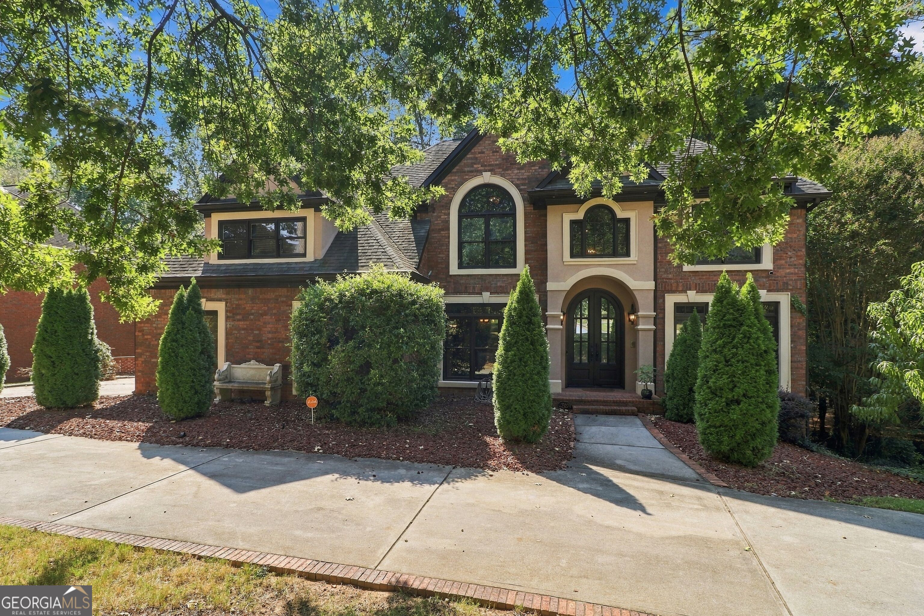 1300 Regency Center DR SW