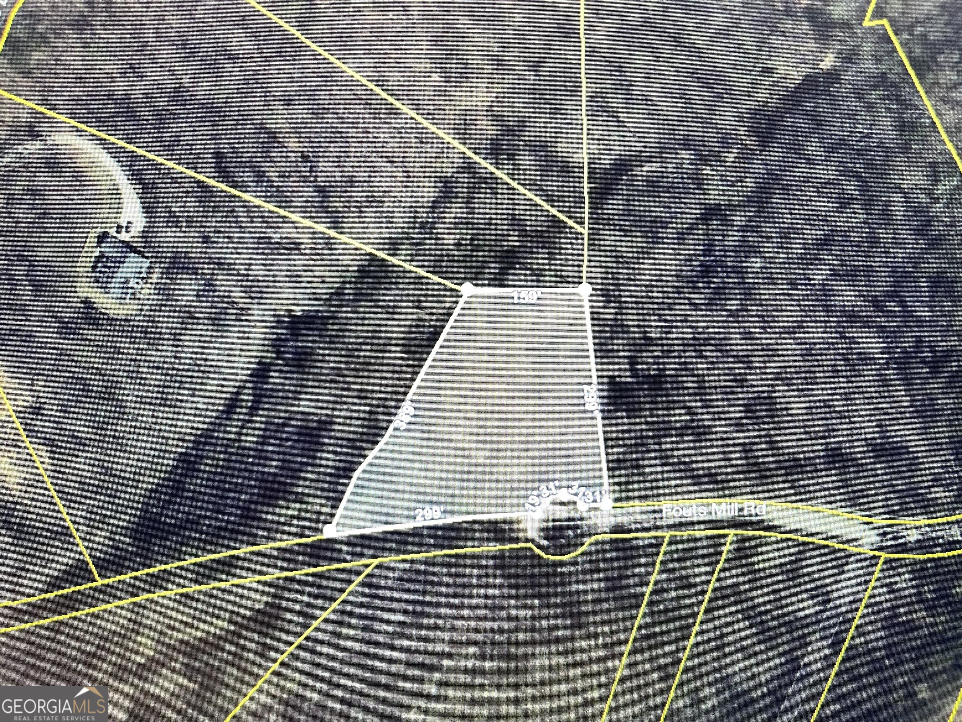 Back on the Market due to no fault of the Seller. Build your dream home on this beautiful wooded residential lot off Kings Hwy. Conveniently located to I-20, shopping, entertainment and restaurants. Electricity, natural gas, public water are available to connect to.