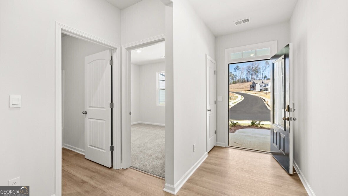 6067 Airedale DR