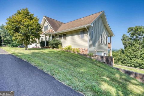 A home in Hiawassee