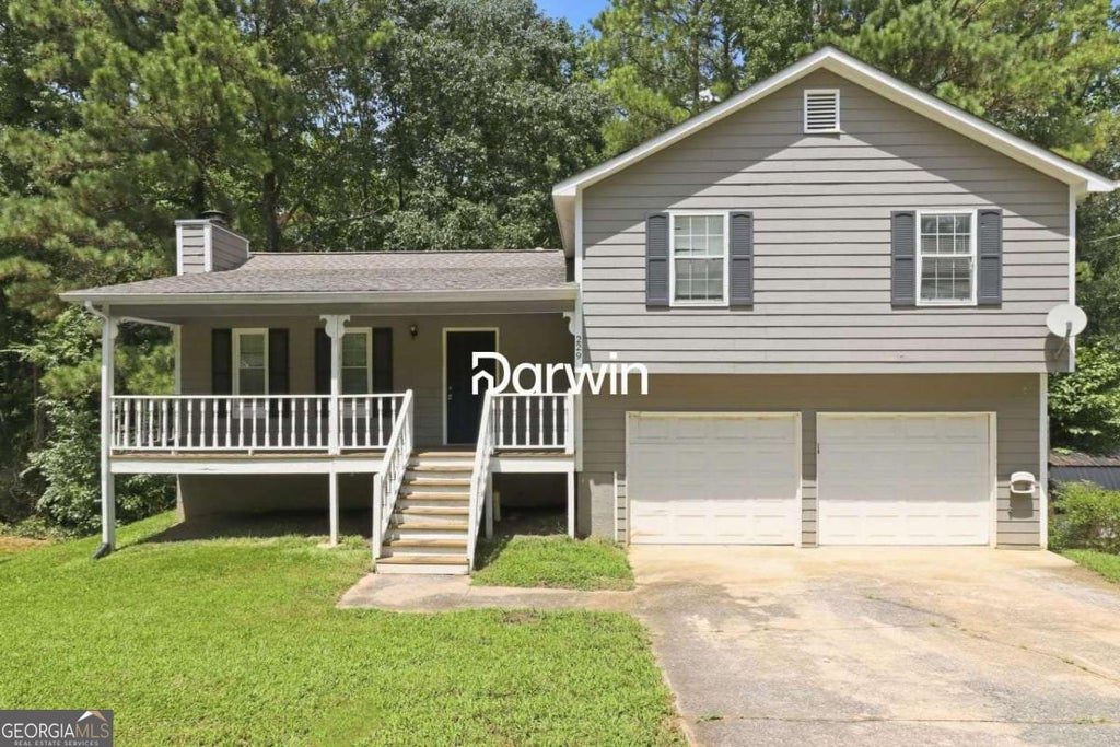 Photo of 229 Hampton Drive, Dallas, GA 30132 (MLS # 10829044)