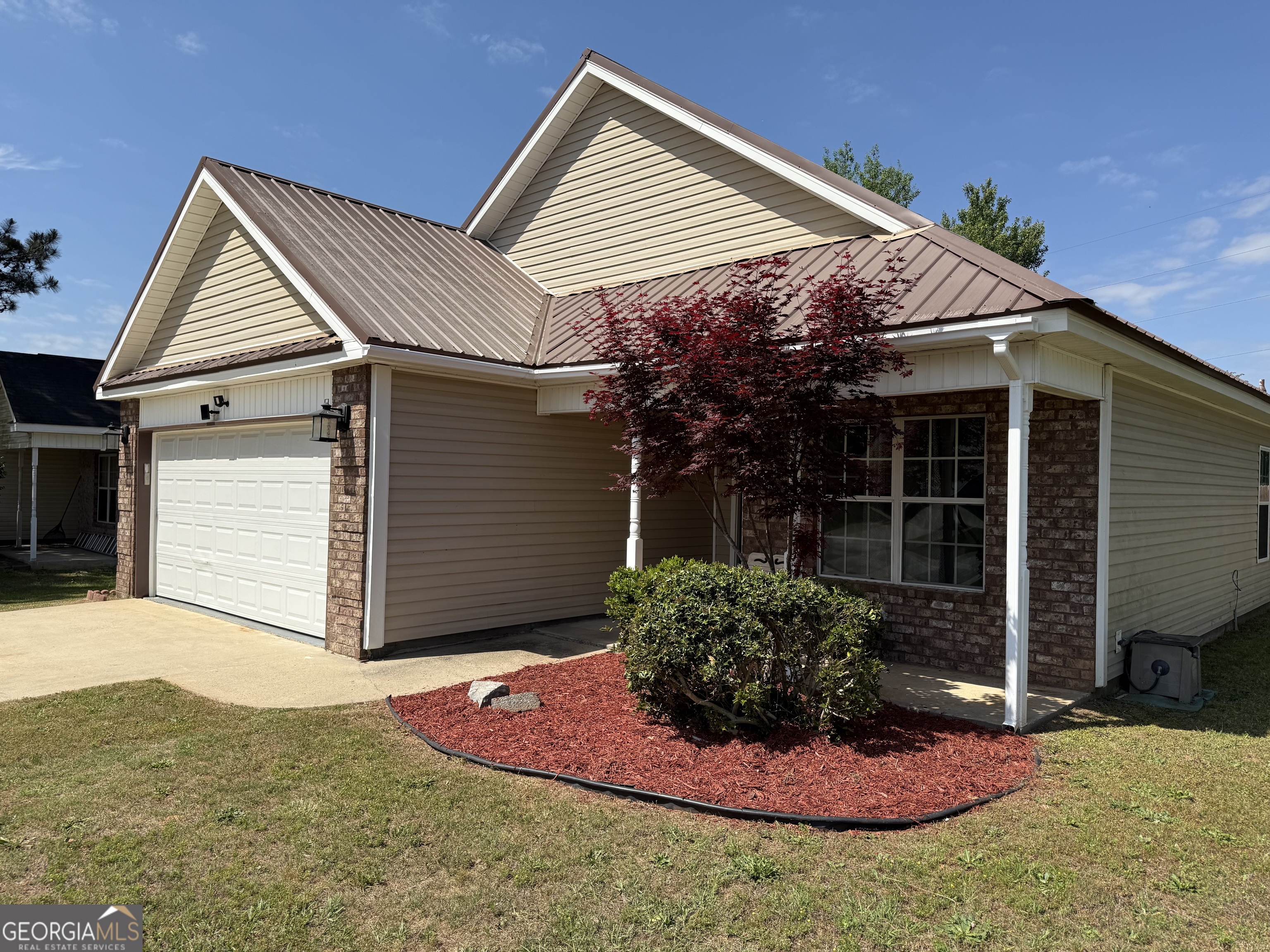 338 Hidden Creek CIR