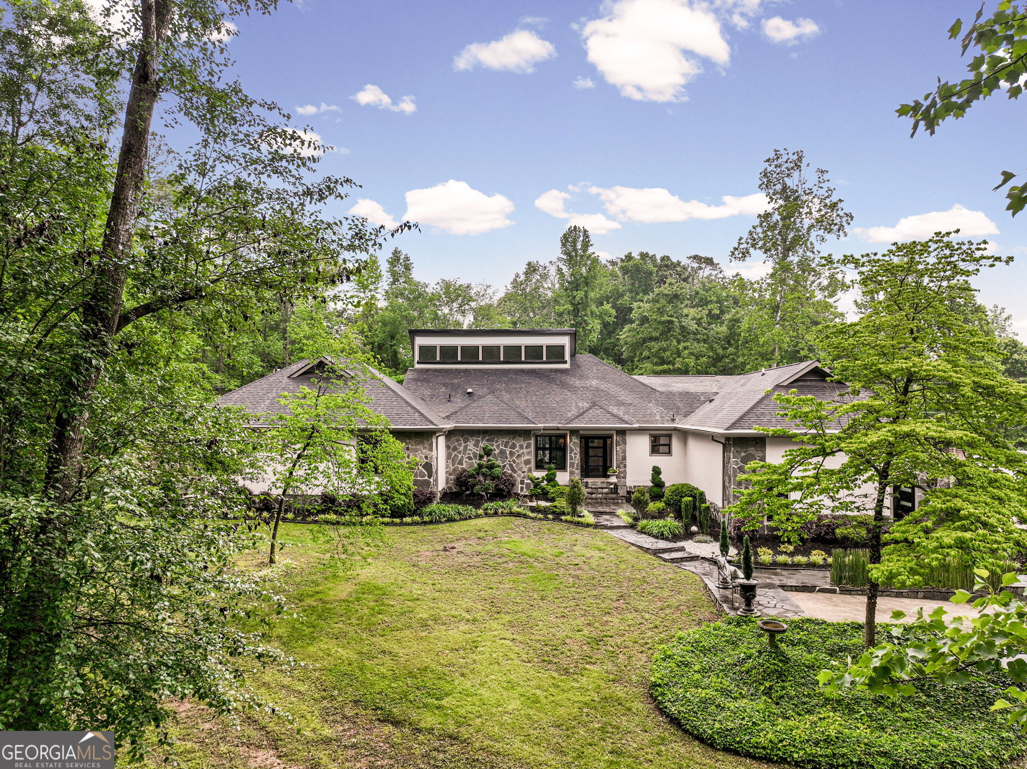 3325 Trickum RD NE