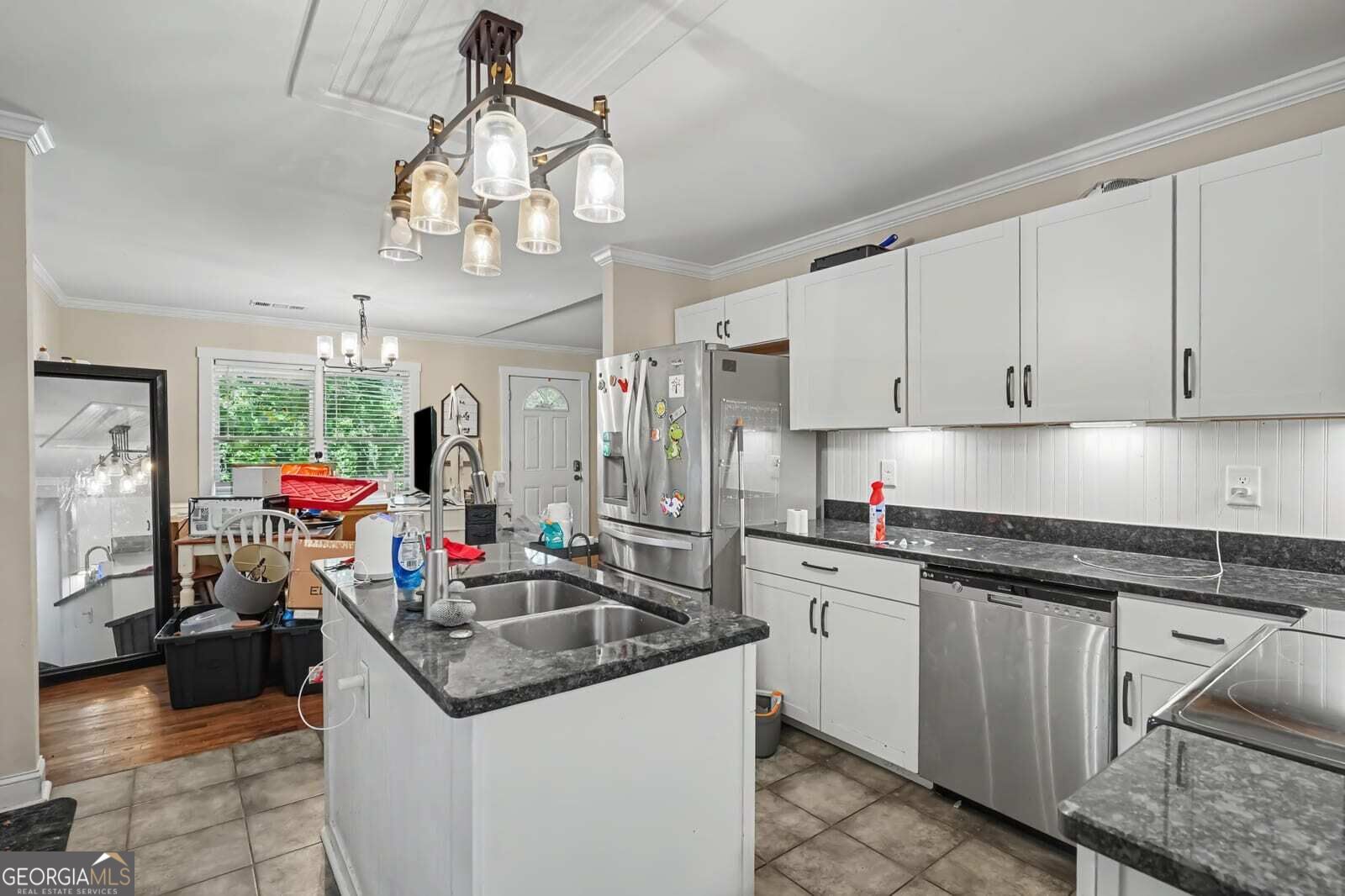 5135 Pinecrest Drive Southwest