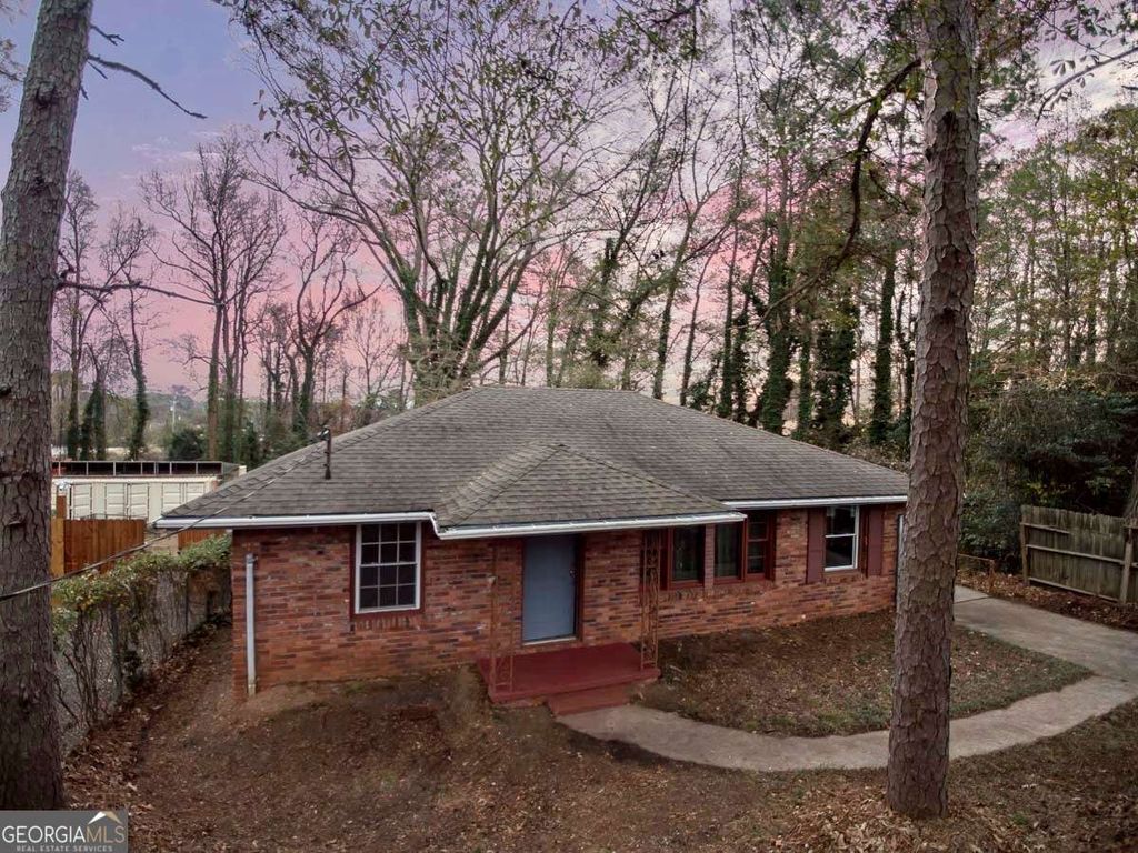 Photo of 3308 Fern Drive, Tucker, GA 30084 (MLS # 10661379)