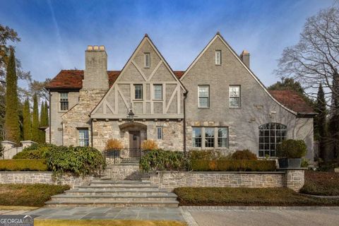 Photo of 455 Peachtree Battle Avenue NW, Atlanta, GA 30305 (MLS # 10665754)