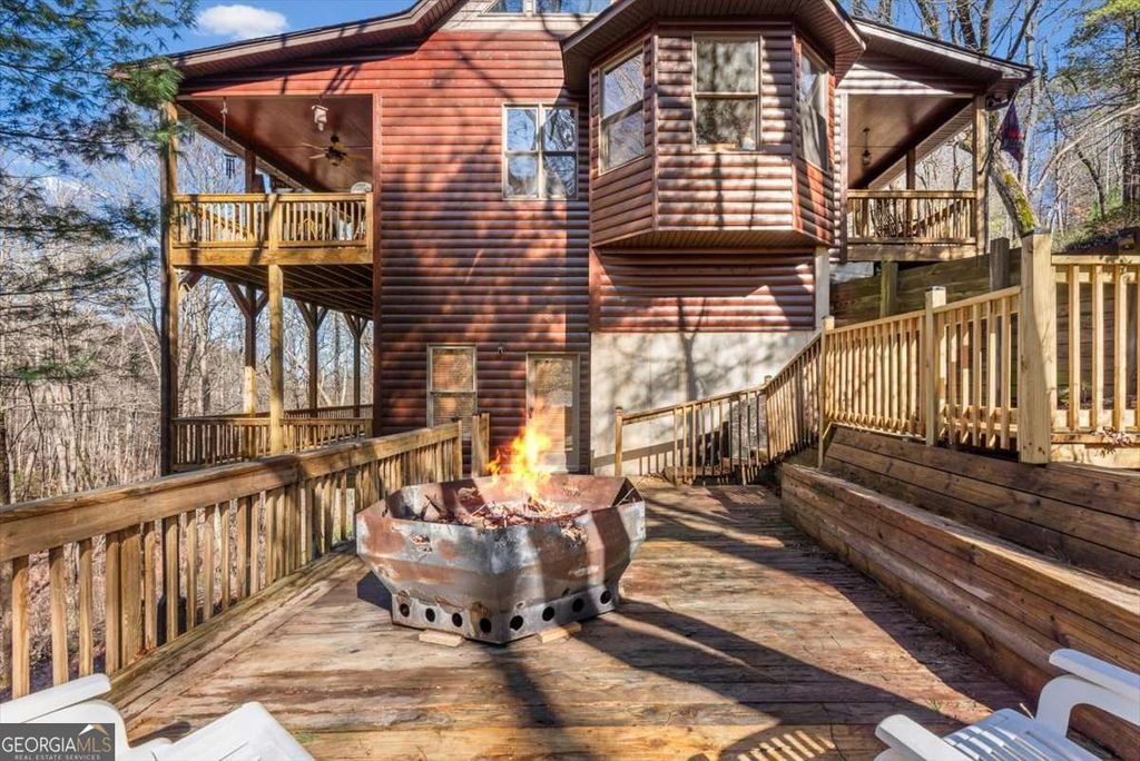 Photo of 141 Winnebago Trail, Chatsworth, GA 30705 (MLS # 10694219)