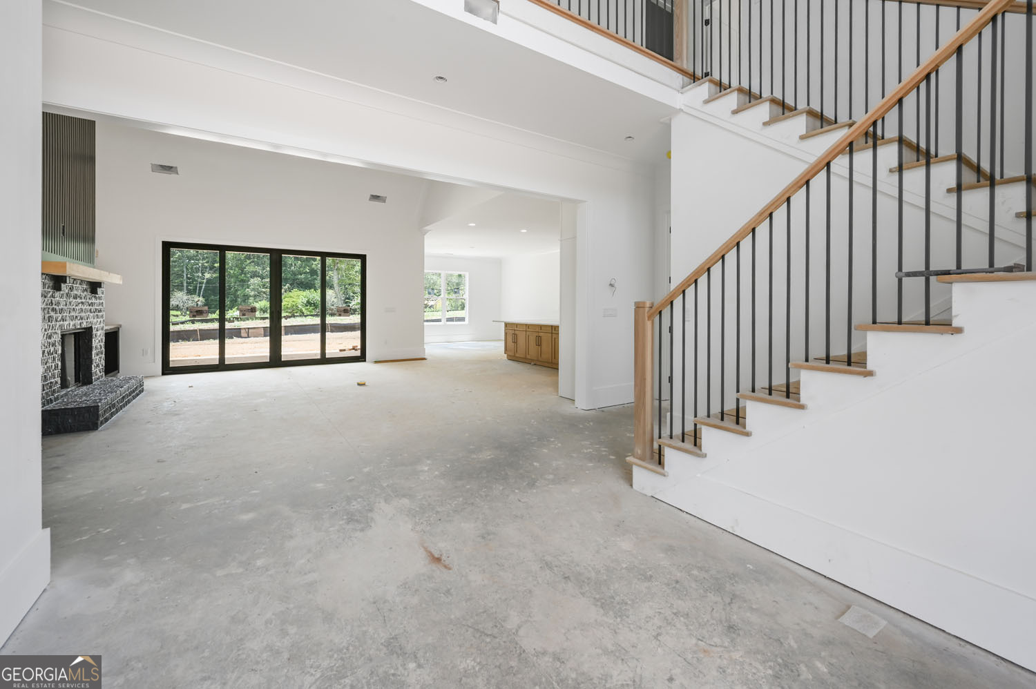 636 Arnold Mill RD