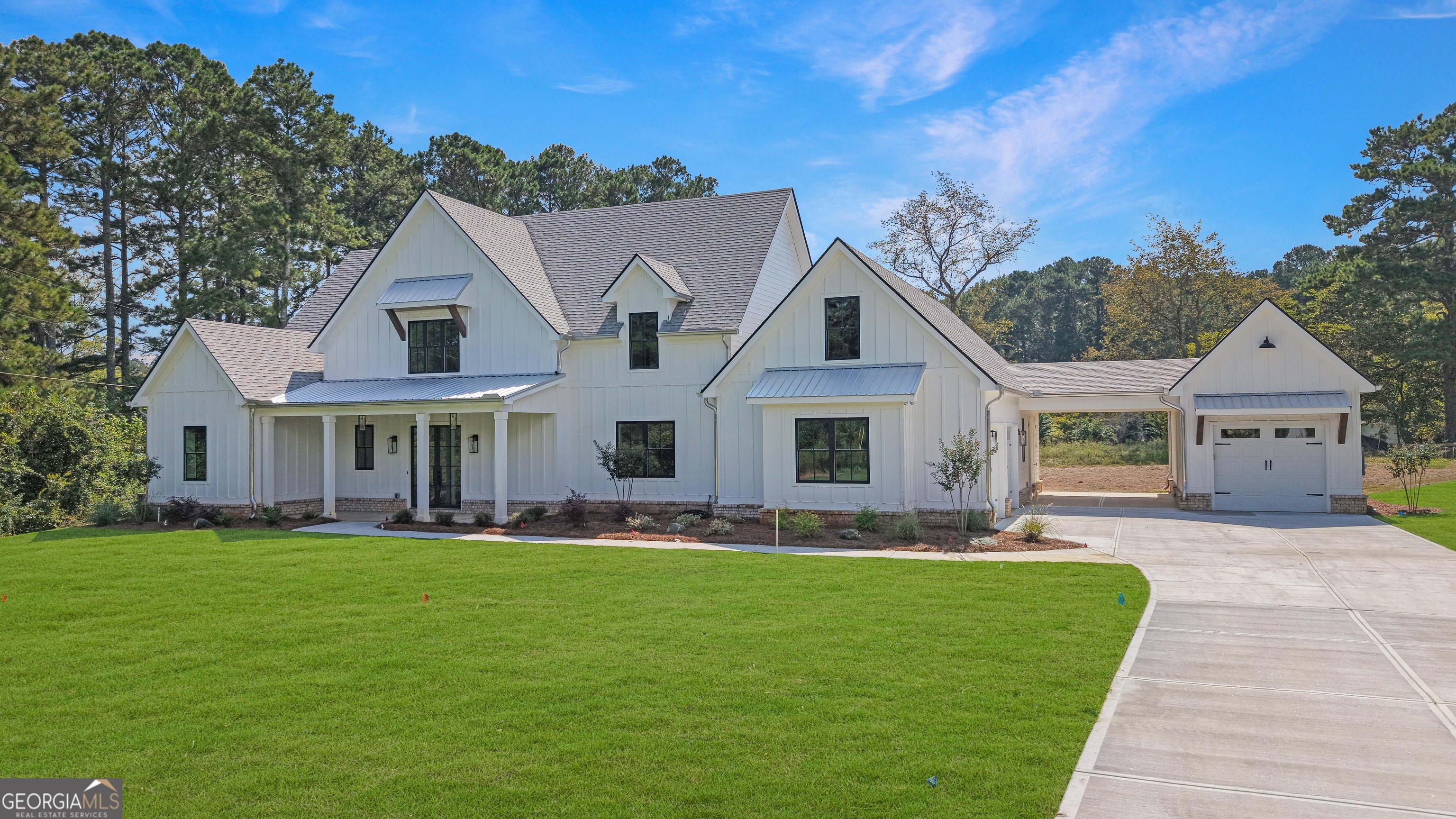 636 Arnold Mill RD