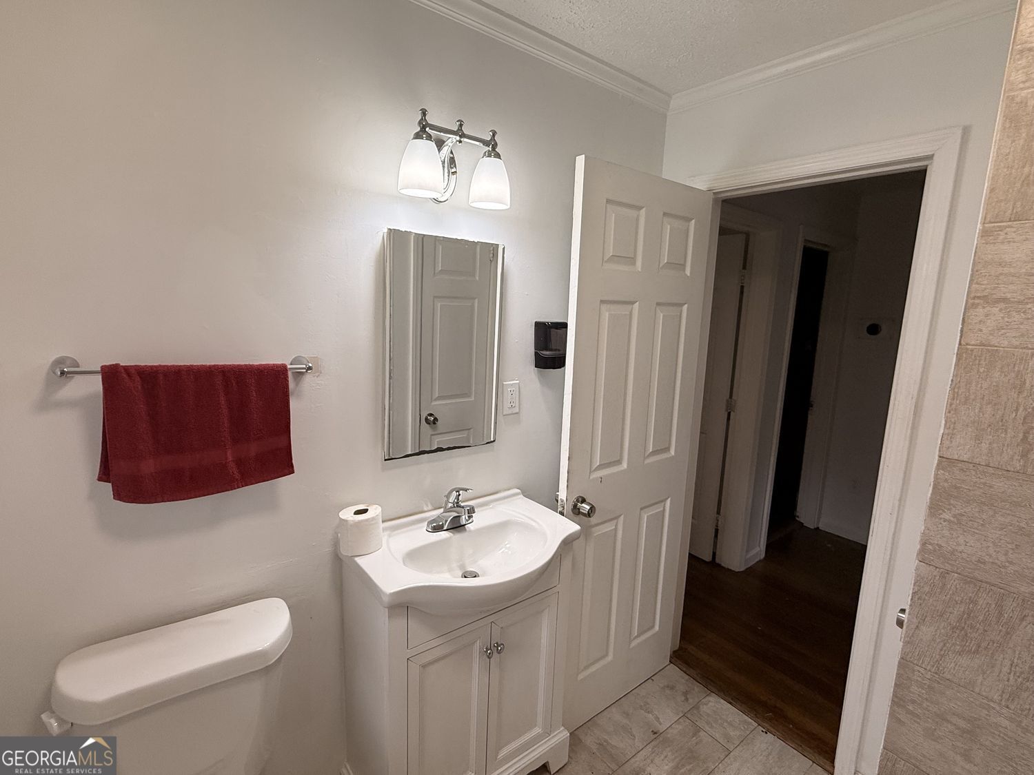 2677 Lancaster DR
