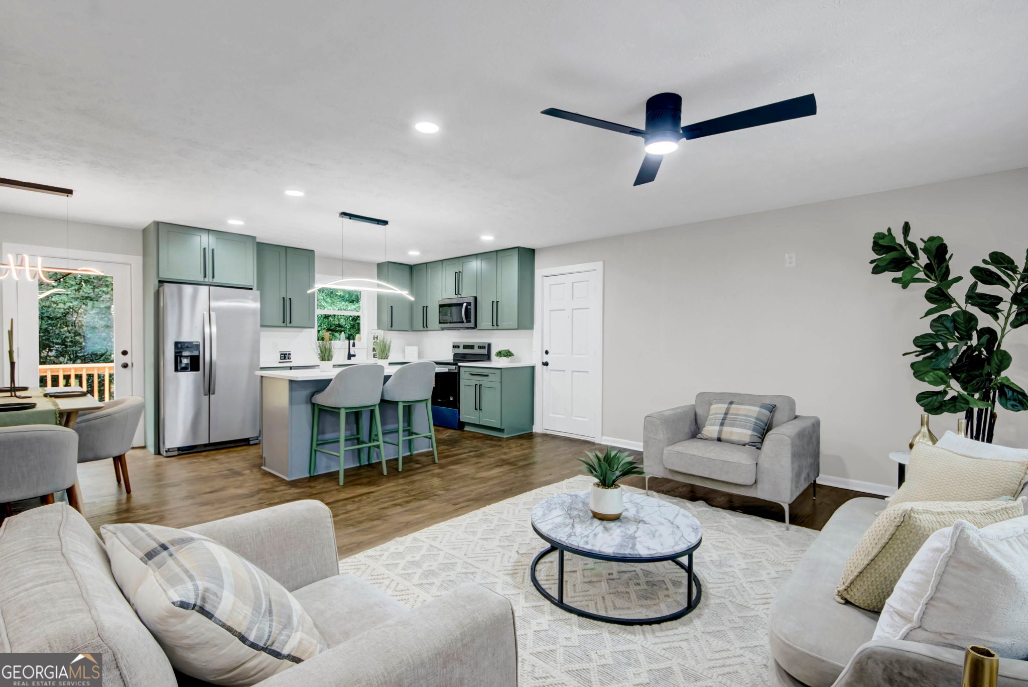 925 Majesty LN