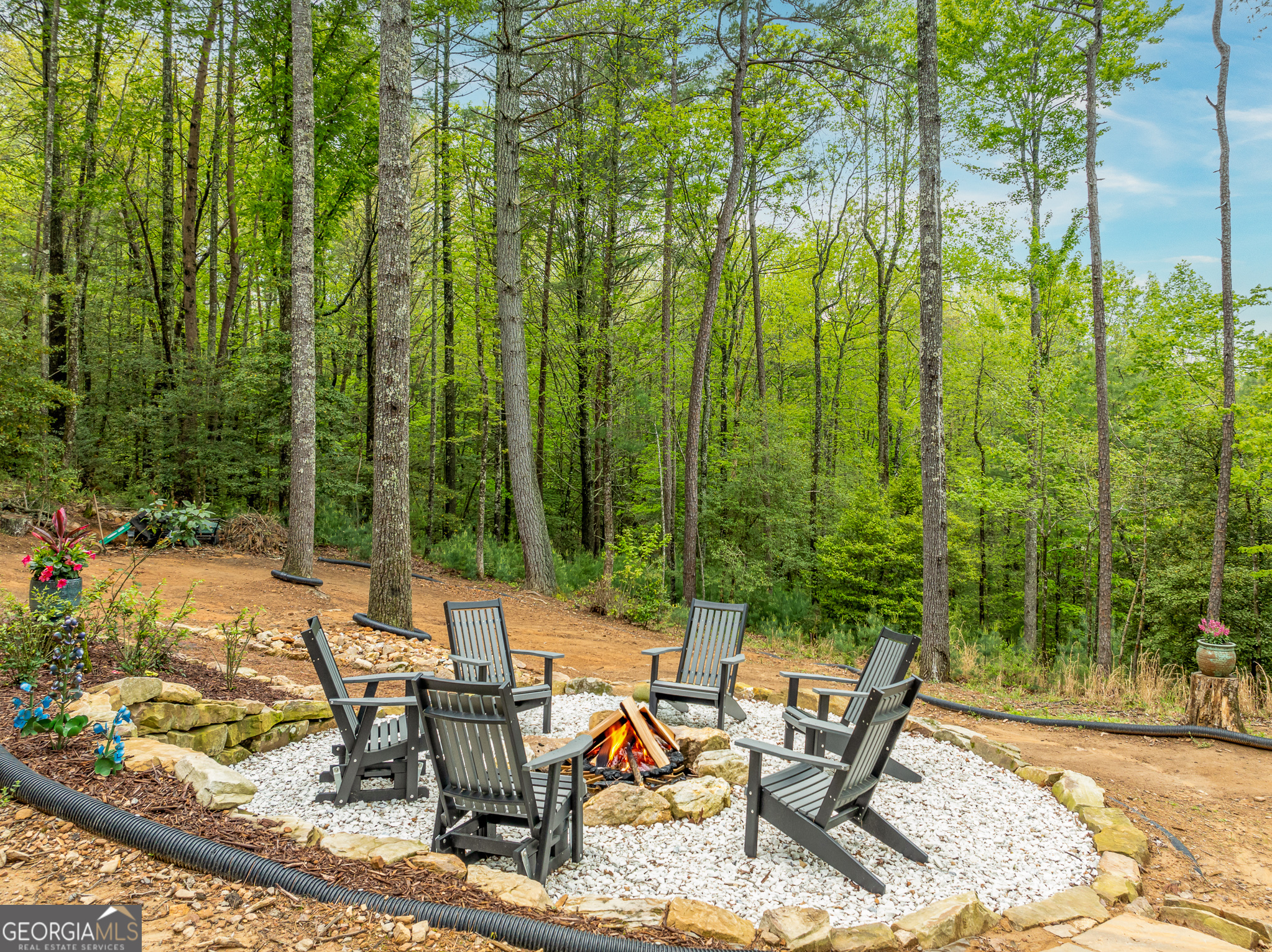 454 N Old Aska RD