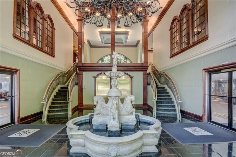 3334 Peachtree RD NE 1208