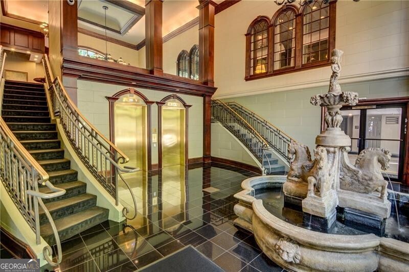 3334 Peachtree RD NE 1208