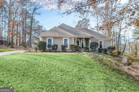 A home in Newnan