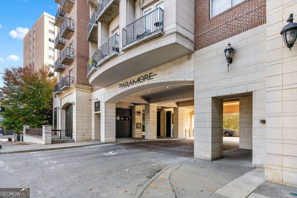 2277 Peachtree RD NE 407