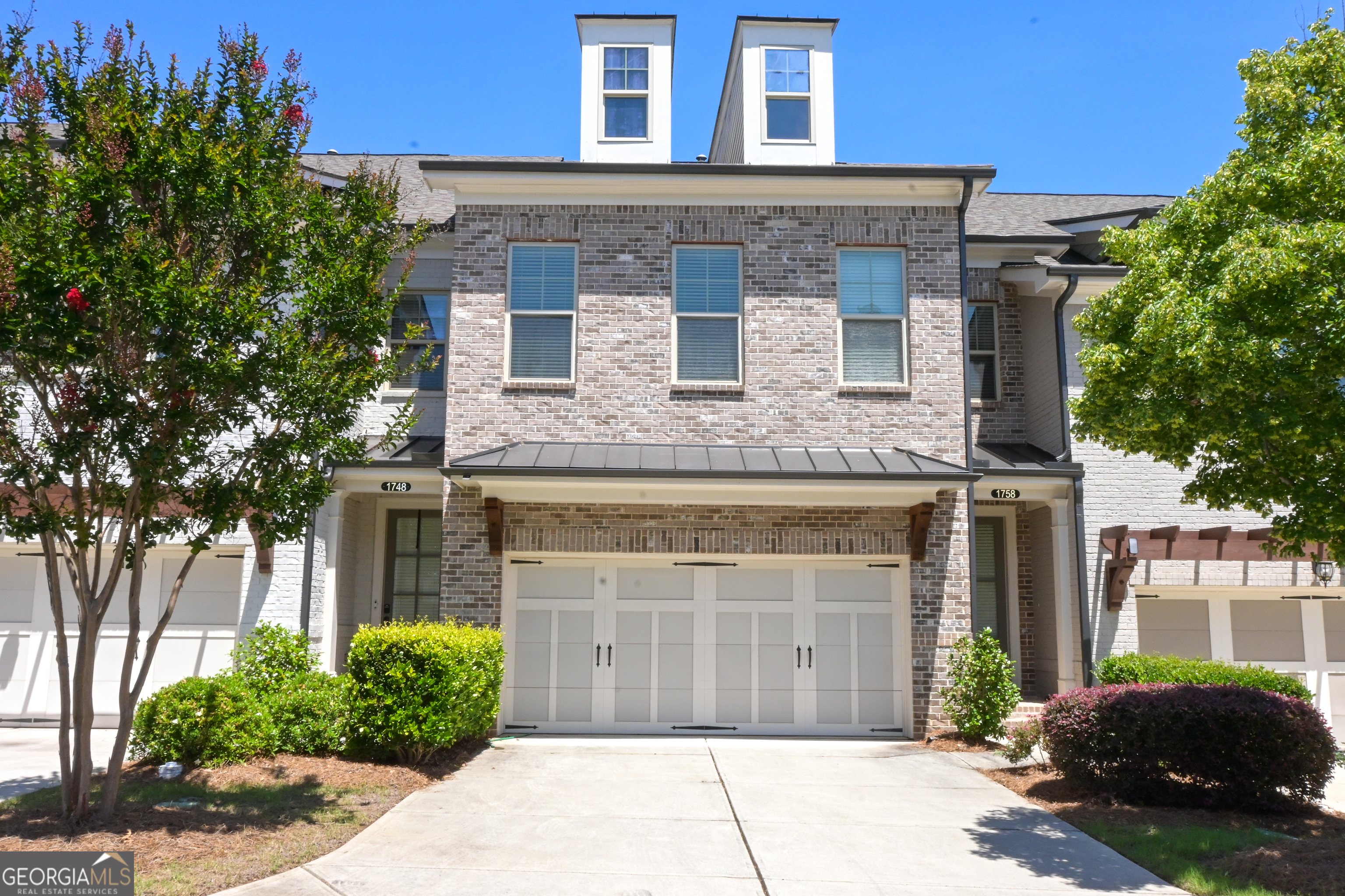 1758 Glenview Park CIR NE