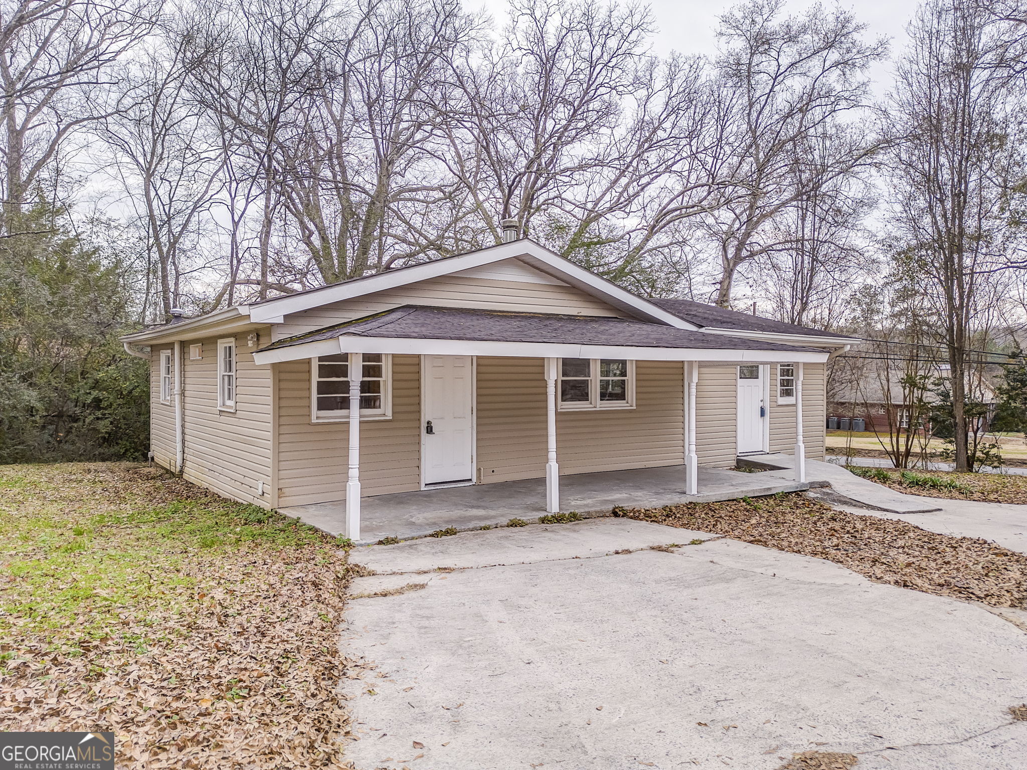 2888 Old Summerville RD