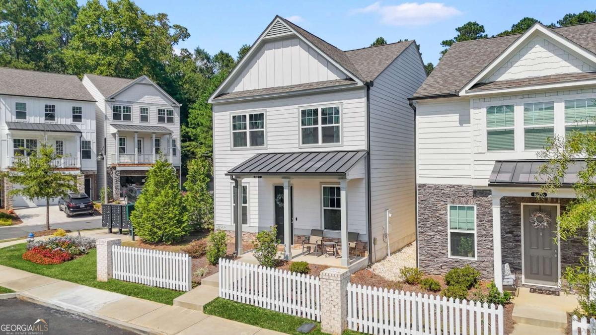 Walkers Pointe - Residential