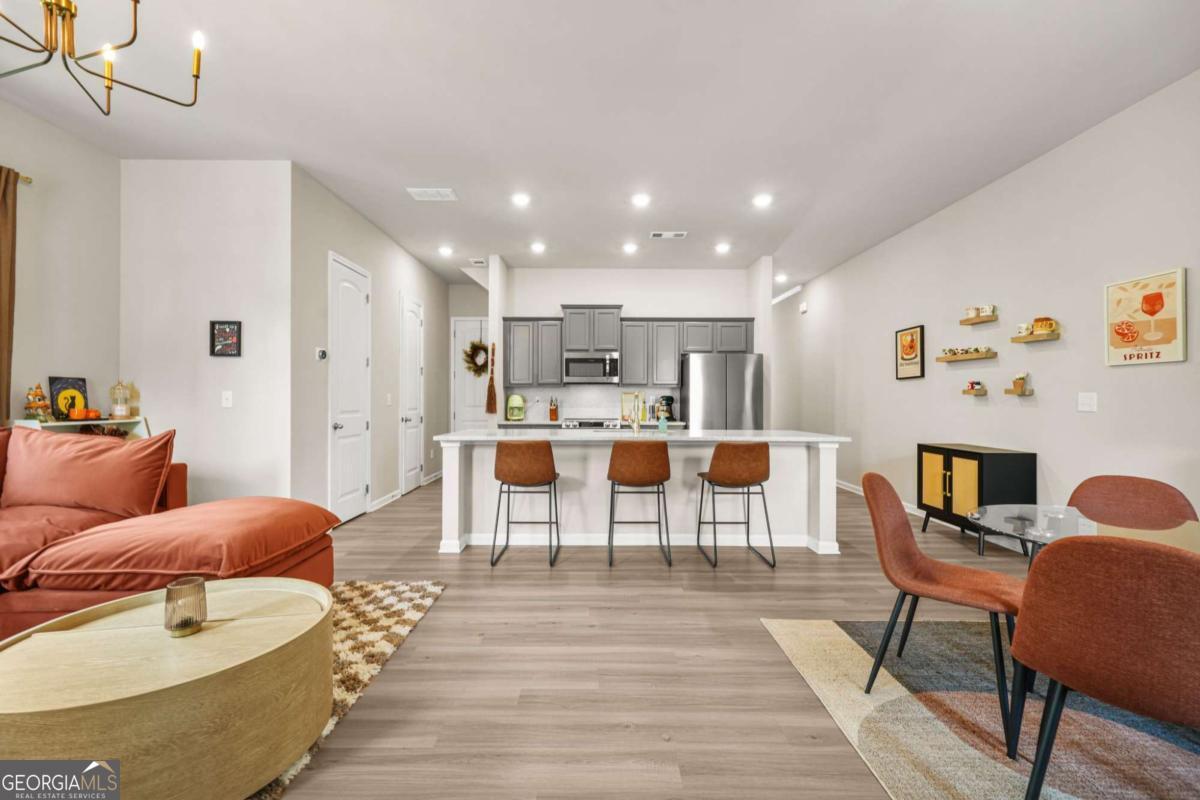 Walkers Pointe - Residential