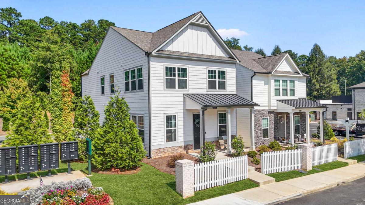 Walkers Pointe - Residential