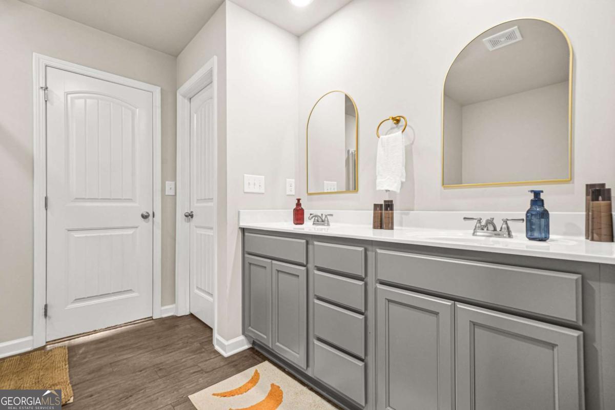 Walkers Pointe - Residential