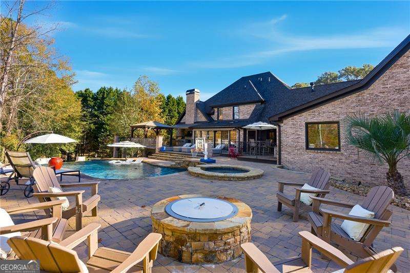 PROVIDENCE LAKE - Residential