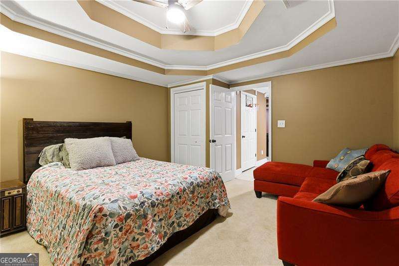 PROVIDENCE LAKE - Residential