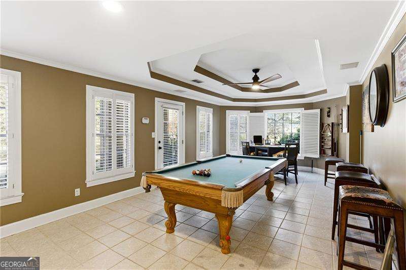 PROVIDENCE LAKE - Residential