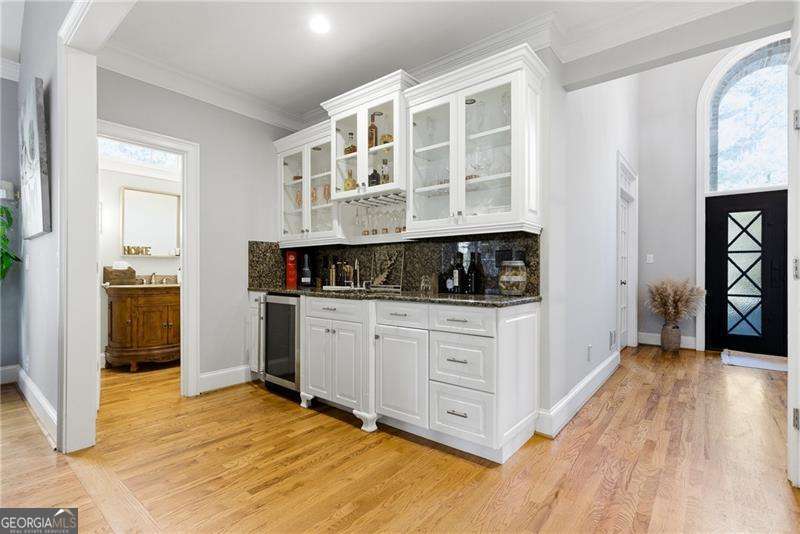 PROVIDENCE LAKE - Residential