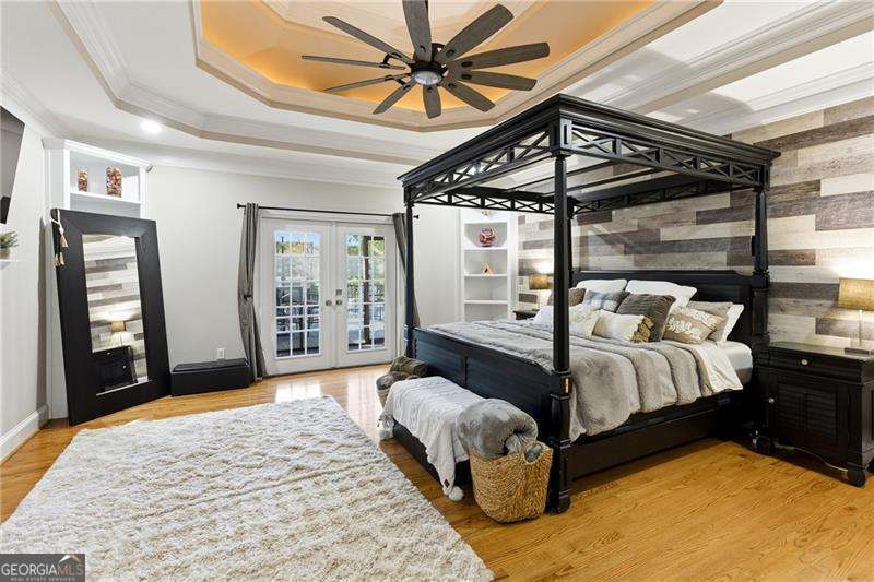 PROVIDENCE LAKE - Residential