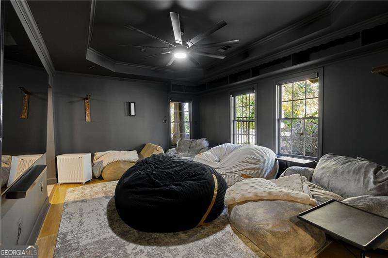 PROVIDENCE LAKE - Residential