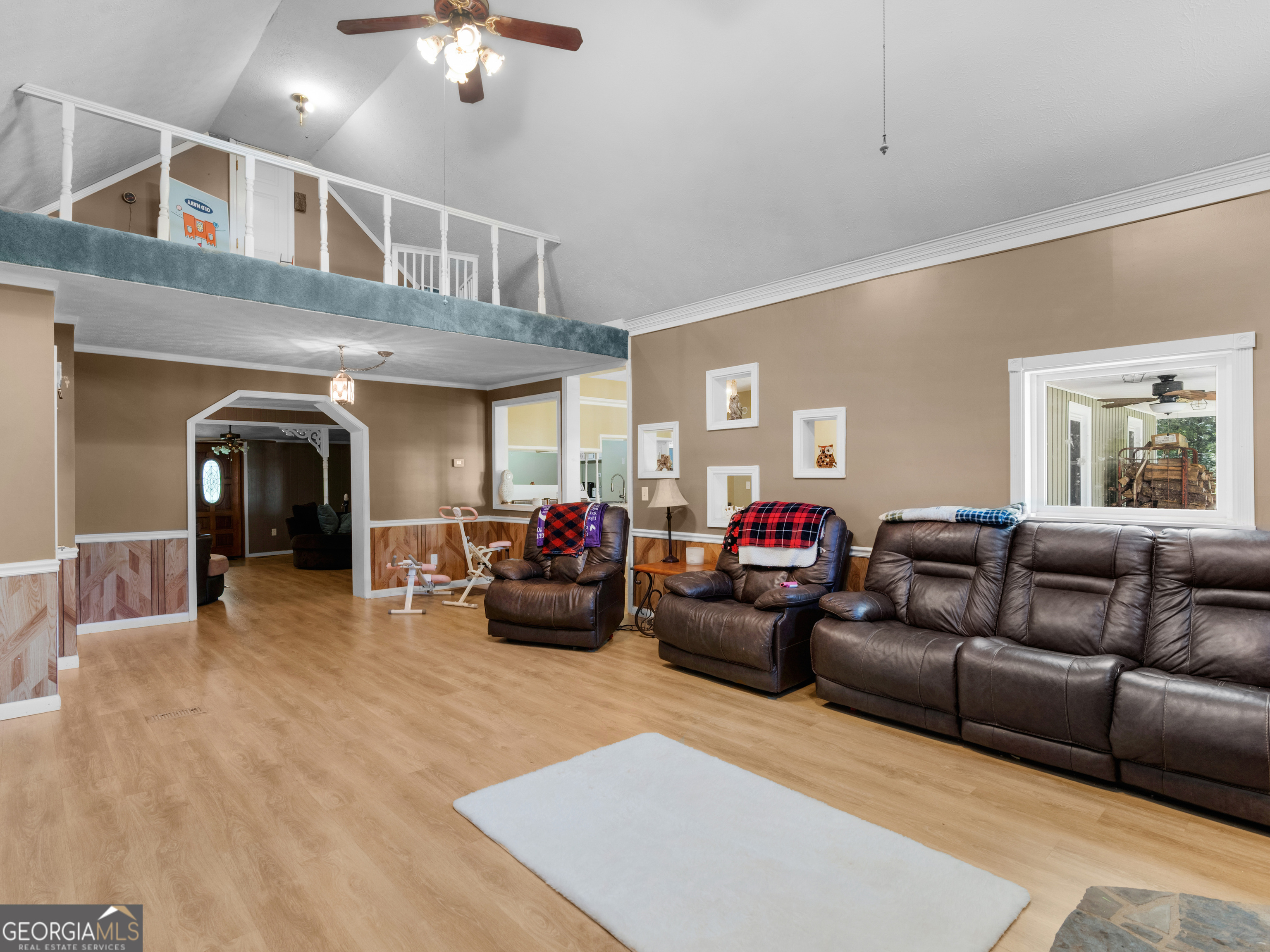 768 Zebulon RD