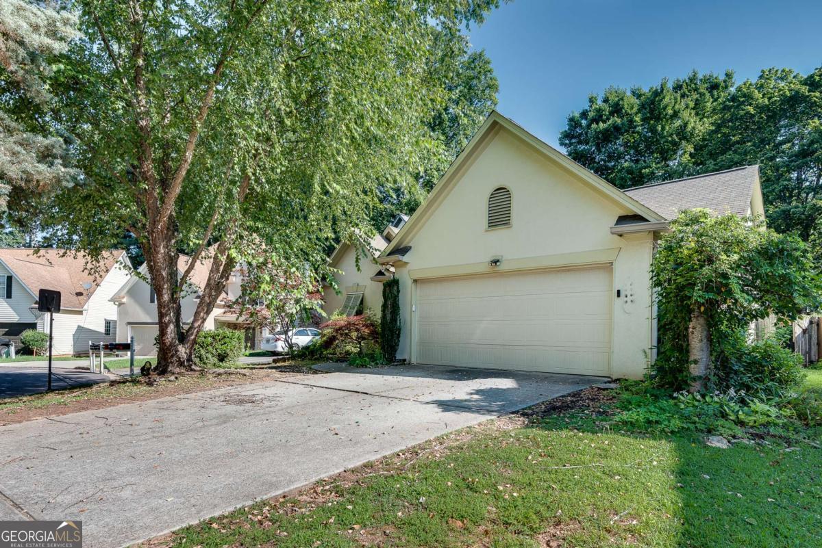225 Morton Creek CIR