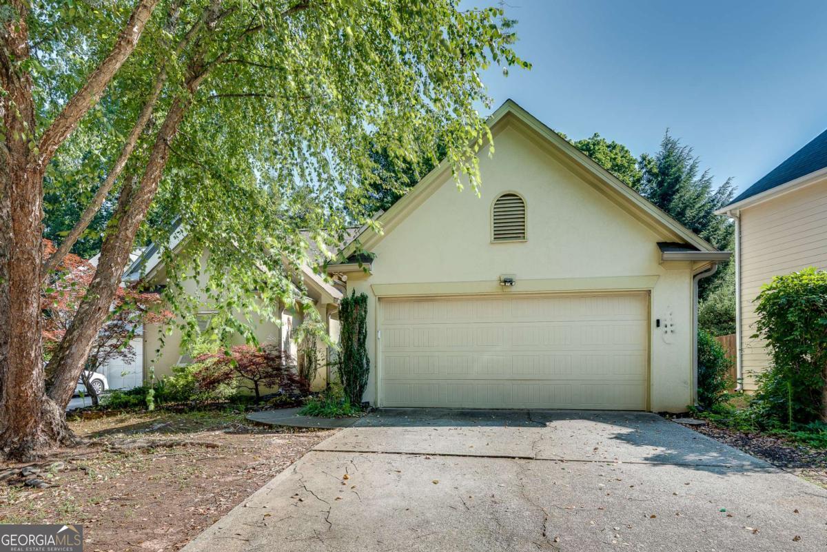 225 Morton Creek CIR